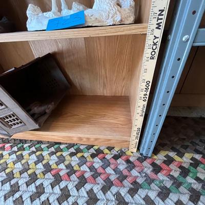 Lot 725 Particleboard Book shelf