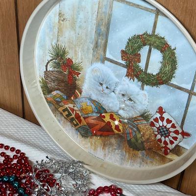 Lot 746 Tin of mercury glass garland