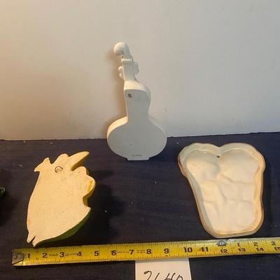 Vintage Wall Hangings
