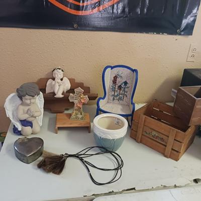 ANGELIC LOT