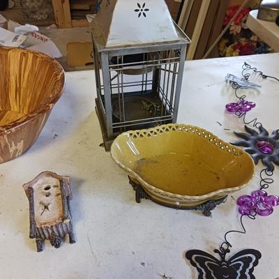 OUTDOOR DECOR PLUS NICE WOODEN BOWL AND CASSEROLE DISH