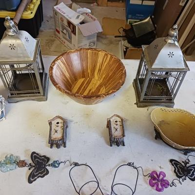 OUTDOOR DECOR PLUS NICE WOODEN BOWL AND CASSEROLE DISH
