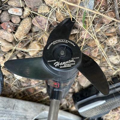 8 FT ALUMINUM BOAT WITH MOTOR GLIDE TROLLING MOTOR AND MOUNT