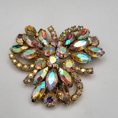 Vintage Sparkly Aurora Rhinestone Brooch