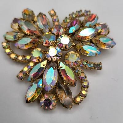 Vintage Sparkly Aurora Rhinestone Brooch