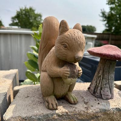 CONCRETE SQUIRREL AND 3 MUSHROOMS