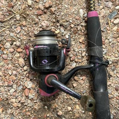 4 FISHING POLES WITH REELS