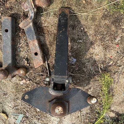 TRAILER HITCHES