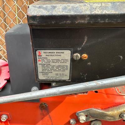 MTD 5/20 SNOW BLOWER