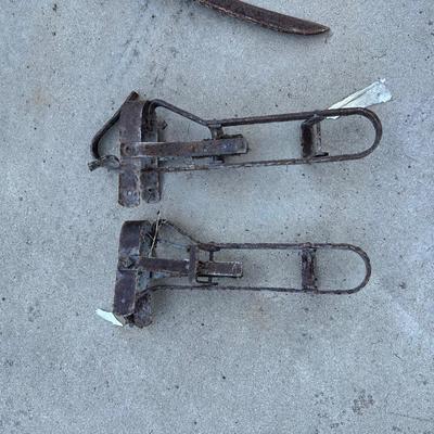 ANTIQUE & PRIMITIVE ANIMAL TRAPS, SICKLE AND FIELD PLOW
