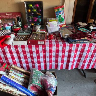 Holiday / Xmas Lot
