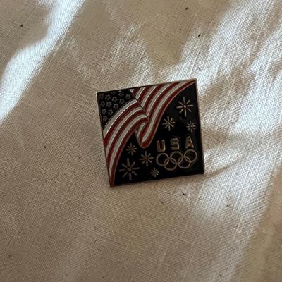 Pins, Jewelry & Lanyards