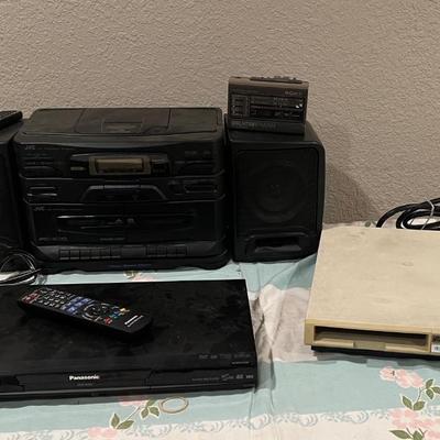 Boombox, Receiver, Blu-ray player, Walkman
