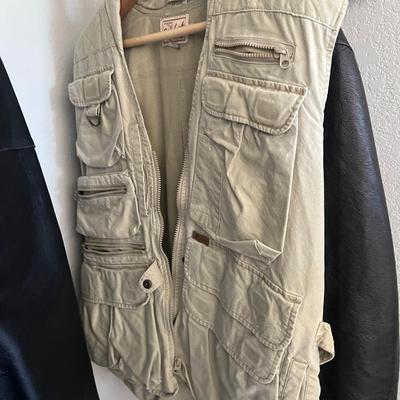 Men’s Clothing / Outerwear Lot