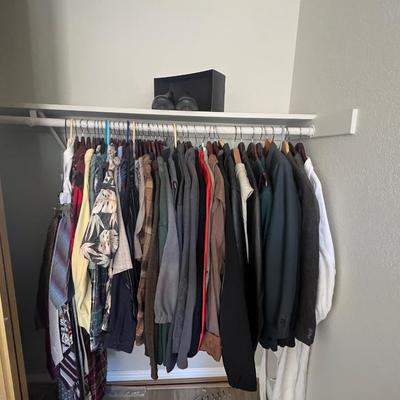 Men’s Clothing / Outerwear Lot