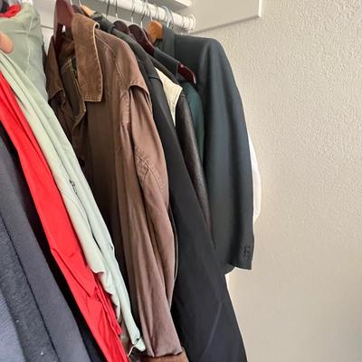 Men’s Clothing / Outerwear Lot