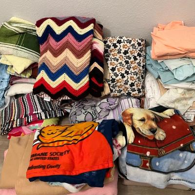 Household Linens - Vintage Bedsheets, Blankets, Towels, etc