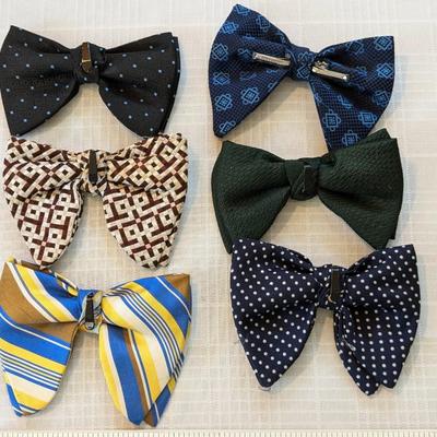 Lot of Vintage Bow Clip-Ons