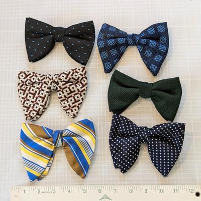 Lot of Vintage Bow Clip-Ons