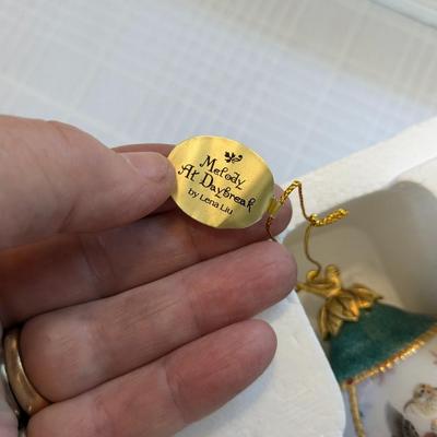 NIB Porcelain "Nature's Poetry from Lena Liu"