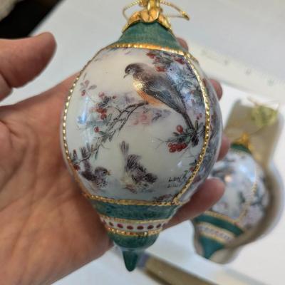 NIB Porcelain "Nature's Poetry from Lena Liu"