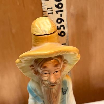 Lot 772 Decor Bottles