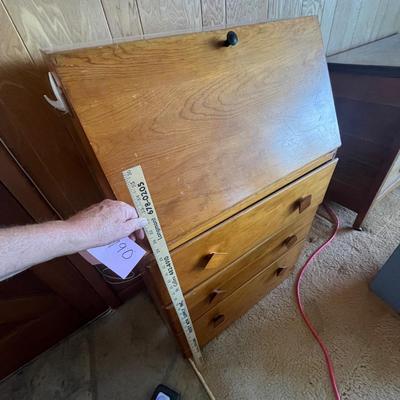 Lot 789 Pine secretary