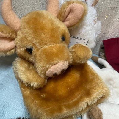 Lot 797 Stuffed animals