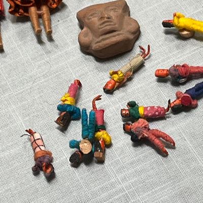 Lot 798 Ethnic Doll lot