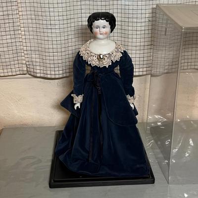 Lot 816 Antique china doll