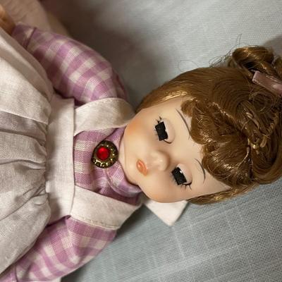 Lot 827 Madame Alexander Dolls
