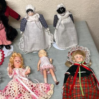 Lot 834 Doll assortment