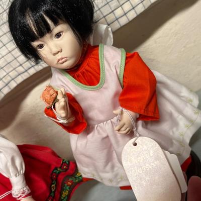 Lot 837 3 Ethnic Dolls