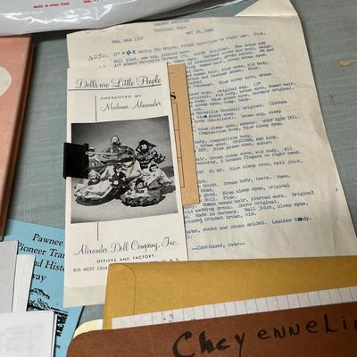 Lot 845 Lot of vintage advertising & other