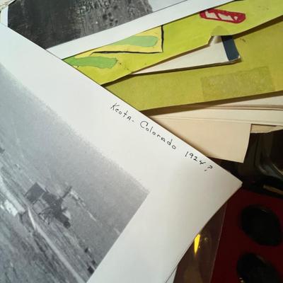 Lot 847 Art work lot