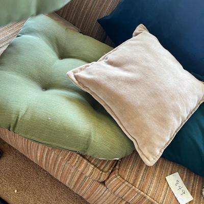 Lot 849 Pillows