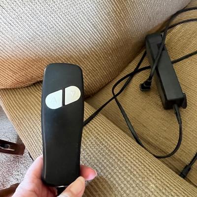 Lot 861 EZ lift Recliner