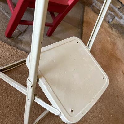 Lot 864 Kids chairs