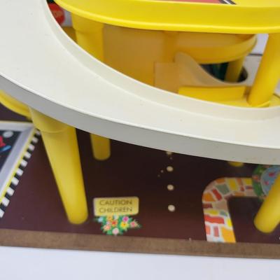 1970's Fisher Price Parking Garage, Cars, Little People