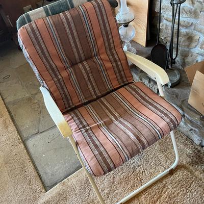 Lot 868 Patio chair