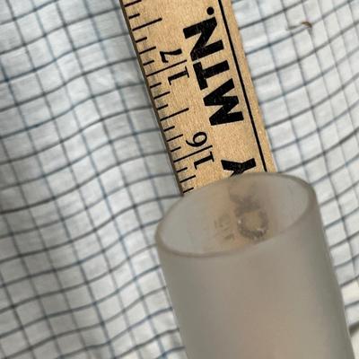 Lot 872 Antique oil lamp