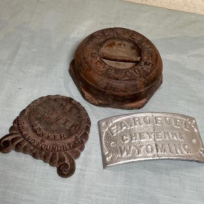 Lot 873 Shoe repair stand