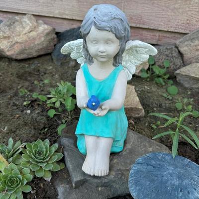 YARD ART