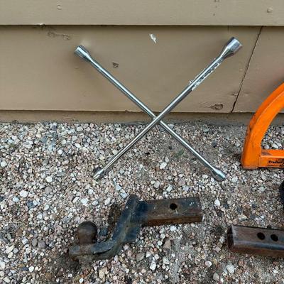 4 WAY LUG WRENCH AND TRAILER HITCHES