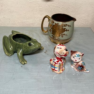 Lot 883 Fun antique pottery