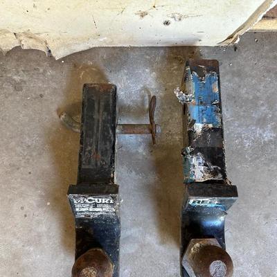 TRAILER HITCHES