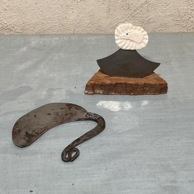 Lot 888 Ulu with Ivory handle and shank