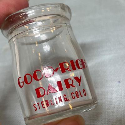 Lot 891 Vintage dairy creamers