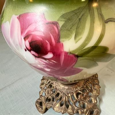 Lot 898 Antique oil lamp