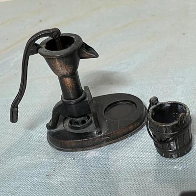 Lot 902 Kids CI toys